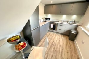 Central 2 Bedroom Flat (1)